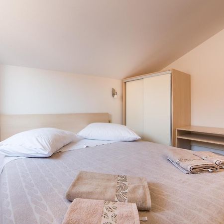 Apartments Sunrise Brist Chambre photo