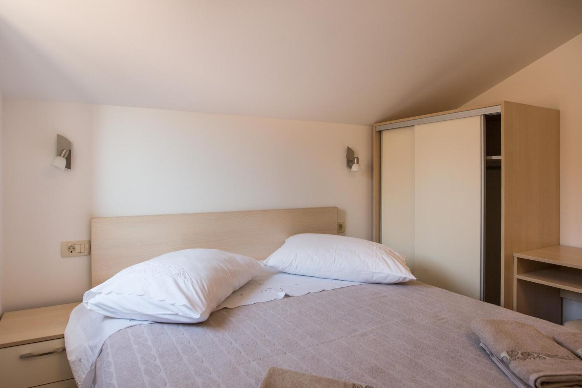 Apartments Sunrise Brist Chambre photo